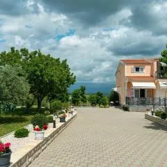 Luxury Villa Maria with large pool