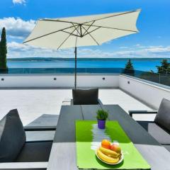 Modern Villa Futura with pool