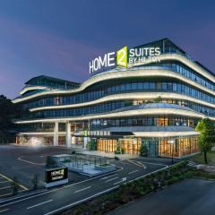 Home2 Suites By Hilton Hotel Guangzhou Baiyun International Airport Huadu Plaza Branch - Free Shuttle Bus to Guangzhou Baiyun International Airport & Free Deliver Service to Canton Fair Complex During Canton Fair Period