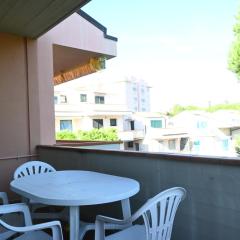 M328 - Marcelli, bilocale con vista mare