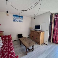Appartement cosy 2 pièces, 5 pers, balcon Sud, Quartier de l'Eclose, proche pistes/skis - FR-1-405-26