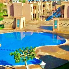 Appartement le jardin avec piscine