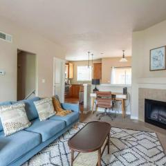 Family friendly 3 story townhouse with workspace