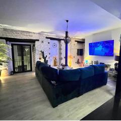 Habitaciones en casa familiar con baño propio 1