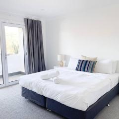 Modern Central Retreat 1