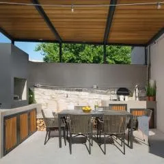 Moderne Villa mit grossem Privatpool bei Porec