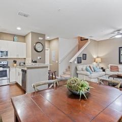 3200- Aconchegante casa de 4 Quartos com Acesso ao resort, Próxima à Disney