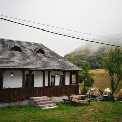 Casa Bunicilor Ciocanu