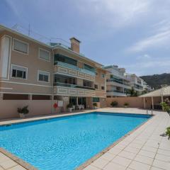 Excelente 03 dormitórios a 300m do mar