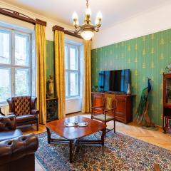 Luxury Art Nouveau apartment next to Parliament building