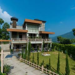 Home Zoned Luxe Modern Villa With Jacuzzi near Kasauli