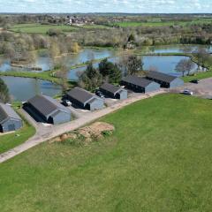 Lakeview Lodges At Makins Fishery