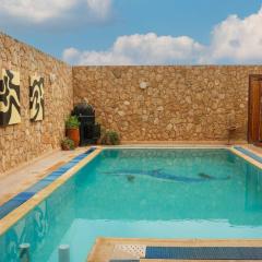 Panoramic View Villa, 4 Bed, Pool