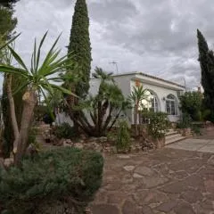 Casa familiar en la maravillosa ciudad de L'Eliana con 3 habitaciones