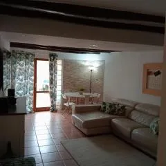 Familiar casa en Letux