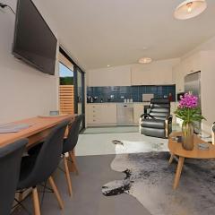 The Little Lollyshop Apartment in Battery Point