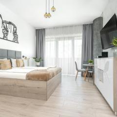 MARGI Vivi BIG STUDIO BALCONY POOL SAUNA