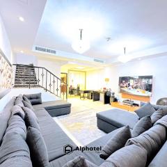 Stylish 3-bedroom plus Maid room - Villa in JVC - Dubai
