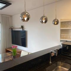 Viva nas Alturas 2 Quartos com Vaga - UNI2707