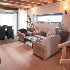 Haus Samoa with private terrace, views