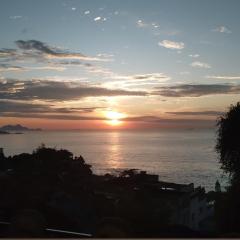 Favela Suite Quartos Camas Quitinetes para Rapazes Alto Vidigal