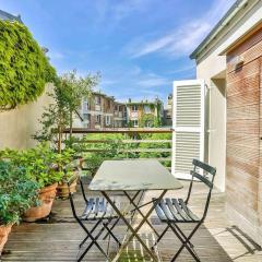 Montmartre, Patio! Sacré-Coeur! Stylish duplex!