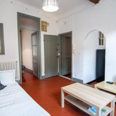 Magnifique 2p au coeur du vieux Nice