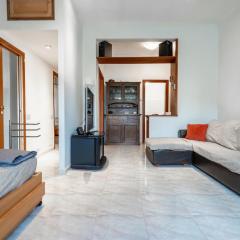 Roma Monteverde Apartment