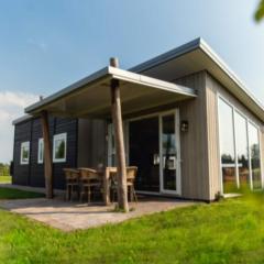 Welcoming holiday home with garden