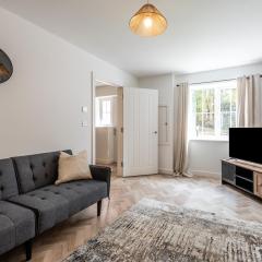 Stylish 5 Bedroom House in Nottingham