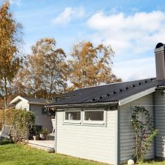 6 person holiday home in Skummeslövsstrand