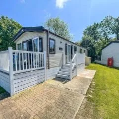 Beautiful Caravan With Decking At Carlton Meres Holiday Park, Suffolk Ref 60022M