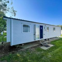 Stunning 6 Berth Caravan At Broadland Sands Holiday Park Ref 20024Sv