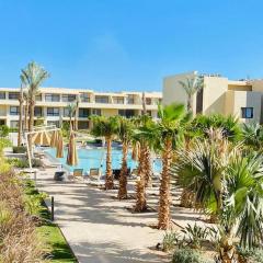Sunny 1 BR Apt G cribs ElGouna with open View