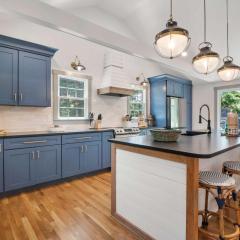 Newly Updated Home Close to Beaches