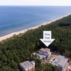 Pine Tree House 9 D&D Apartments