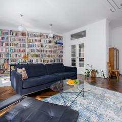 Atmospheric 1 Bedroom Apartment by Noclegi Renters