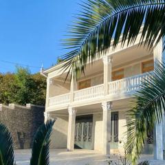 Green villa panorama