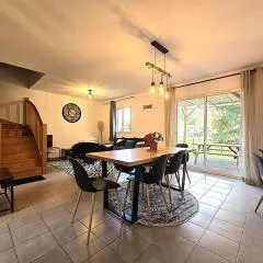 Le Clos Andrée - Charmante maison 8 personnes - 5 lits - Climatisation réversible - Parking 3 véhicules - Garage - Zone Nord Montauban - Terrasse et jardin