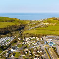 Ocean Breeze Villa 3 - Lundy Fields A