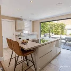 Pottery Place by Grandeur Property