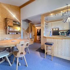 Duplex de Charme pour 6 Personnes, Proche Centre et Pistes de Ski - FR-1-505-209