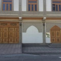 Uzbek House