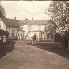 Rauhalahden Kartano