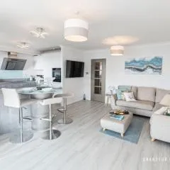 Seaview Retreat by Grandeur Property