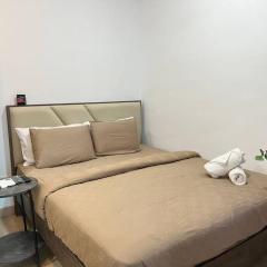 COL 11B Modern Infinity Pool KLCC