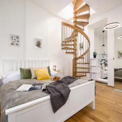 Prague Days - Private Terrace - Spacious Studio - Hip District
