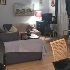 Chic F2 Rue Brevannes