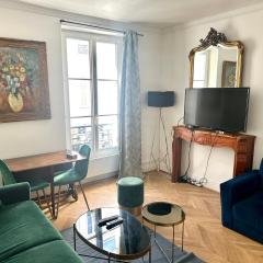 Home Sweet Home Champs de Mars