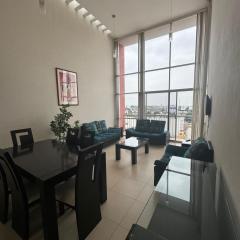 Amplio departamento con balcon